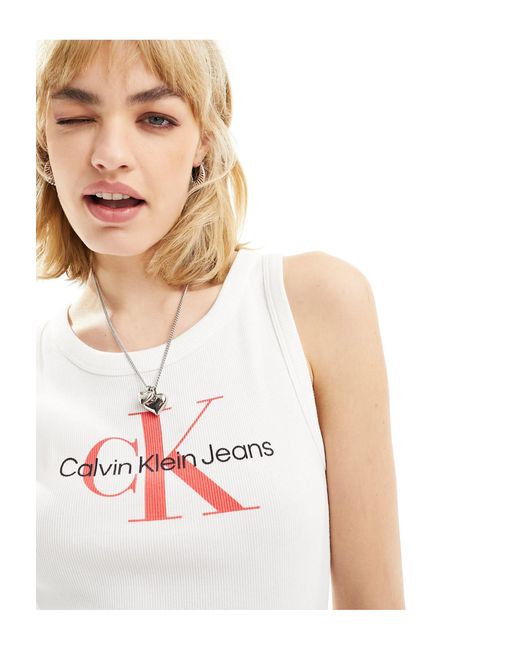 Camisa blanca sin mangas con logo Calvin Klein de color White