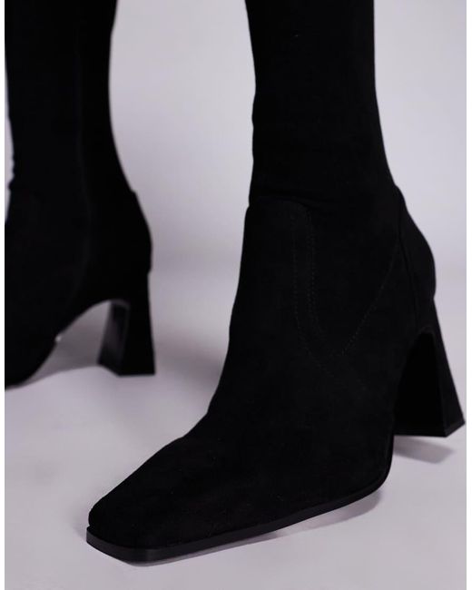 Botas Negras Por Encima De La Rodilla Con Puntera Cincelada De Antelina Kira De ASOS de color Black