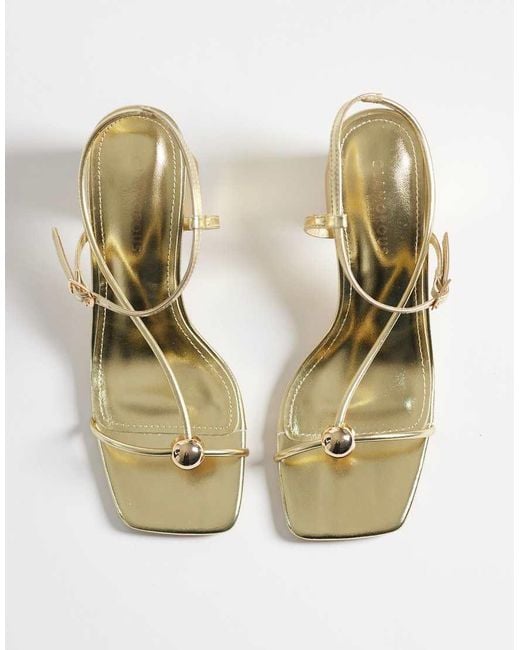 Glamorous White Block Heeled Sandals With Metal Detail