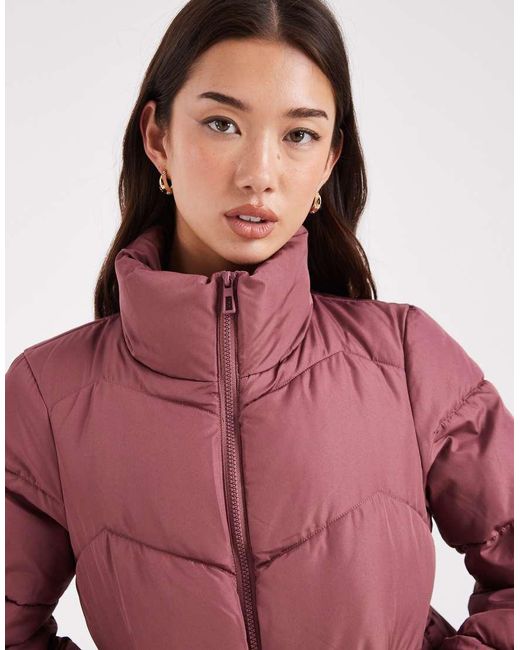 Vero Moda Pufferjack in het Red