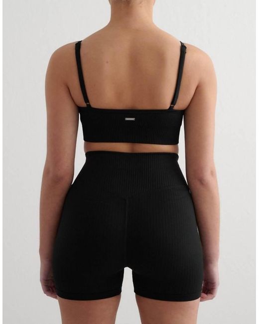 Reggiseno A Coste Senza Cuciture Con Scollo Profondo di Aim'n in Black
