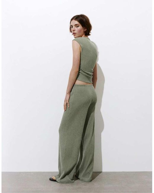 Pull&Bear Green Wide-leg Crepe Trousers