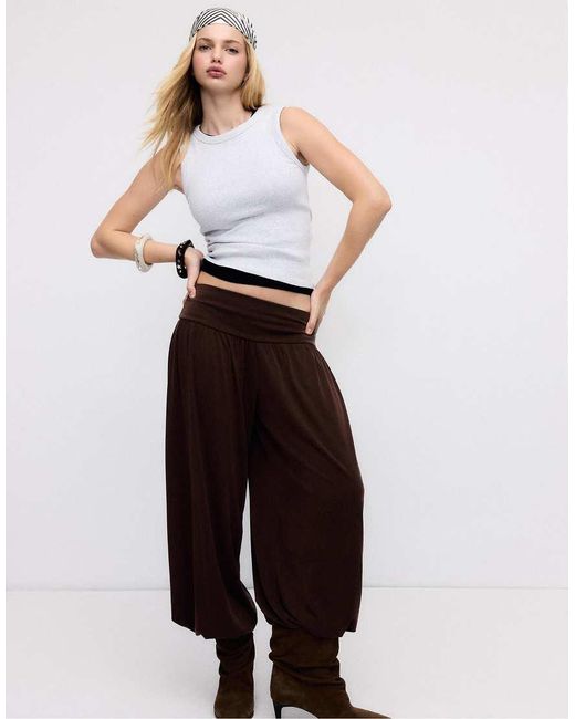 Stradivarius White Basic Fitted Top
