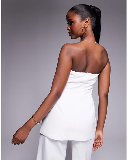 Exclusivité - - top d'ensemble bandeau asymétrique en coton mélangé aspect lin avec lien latéral Kaiia en coloris White