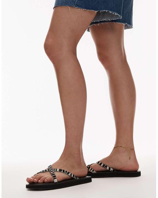 TOPSHOP White Jesse Leather Flat Sandal