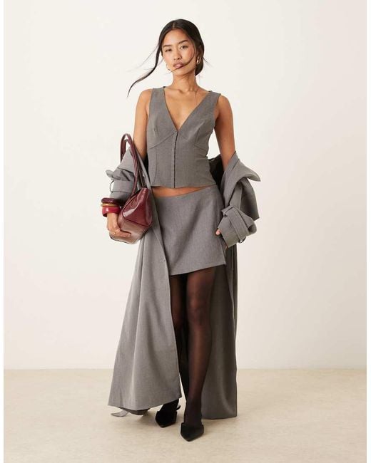 Motel Gray Salpa Plunge Tailored Top