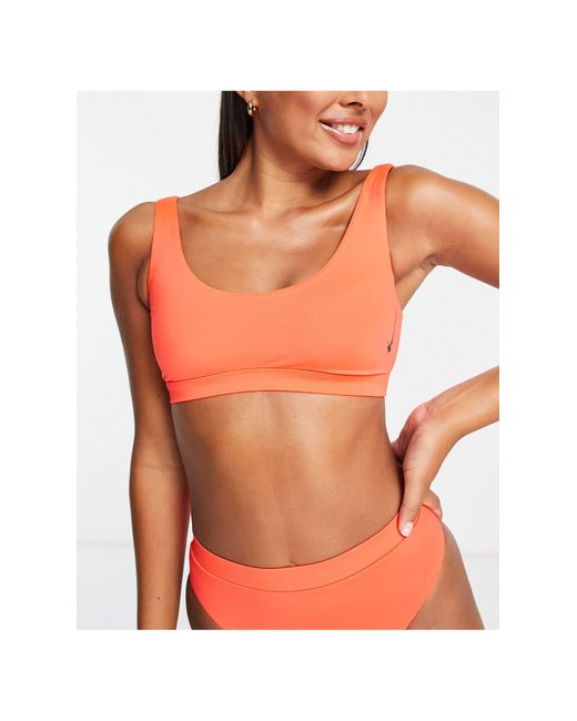 Nike Sneakerkini - Bikinitop Met Lage Ronde Hals in het Orange