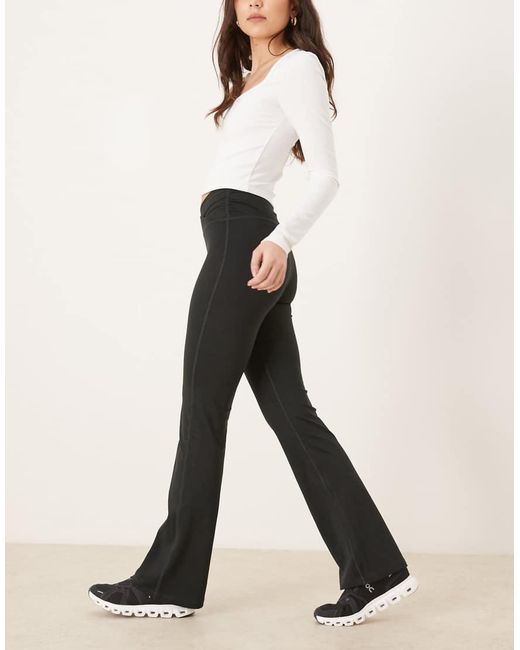 Hollister White Gilly Hicks V Waist Flare Trousers