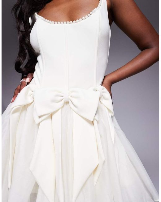 Vestido Corto Con Cuerpo Estilo Corsé, Ribete De Perlas Y Lazos De -Blanco ASOS de color Purple