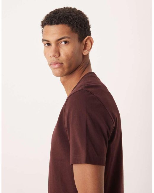 Mango Red Relaxed Fit V-neck T-shirt for men