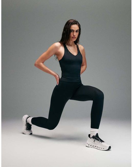 4505 Black Active Push Up Vest With Inner Bra