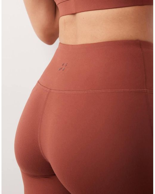 4505 White Icon High Waist Slim Kick Yoga legging