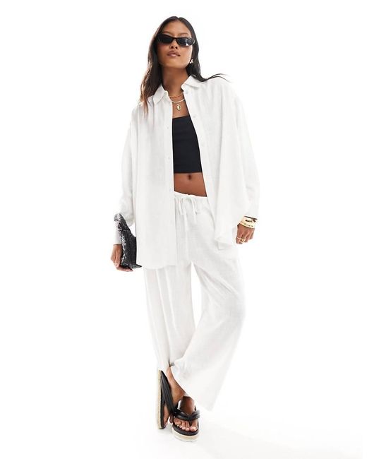 Asos Design Petite di ASOS in White