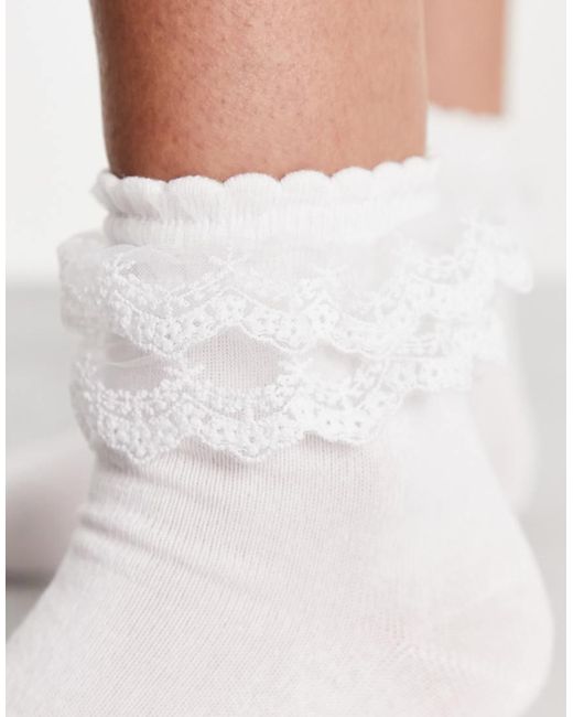 Pieces White Exclusive Frilly Trim Socks