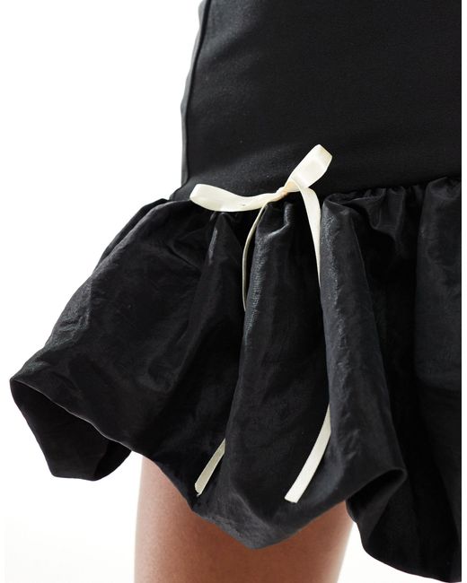 ASOS Black – trägerloses minikleid