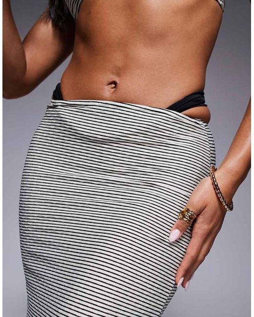 Moda Minx Gray Textured Maxi Skirt
