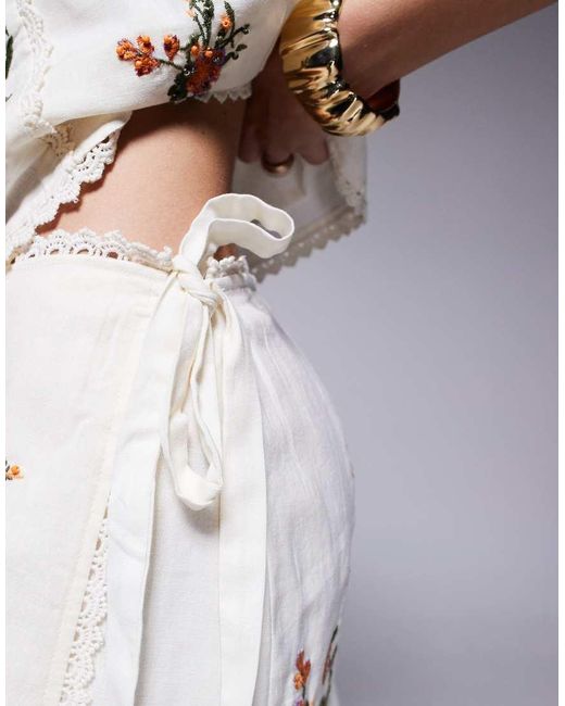 River Island Wikkelrok Van Linnenmix Met Borduursel in het White