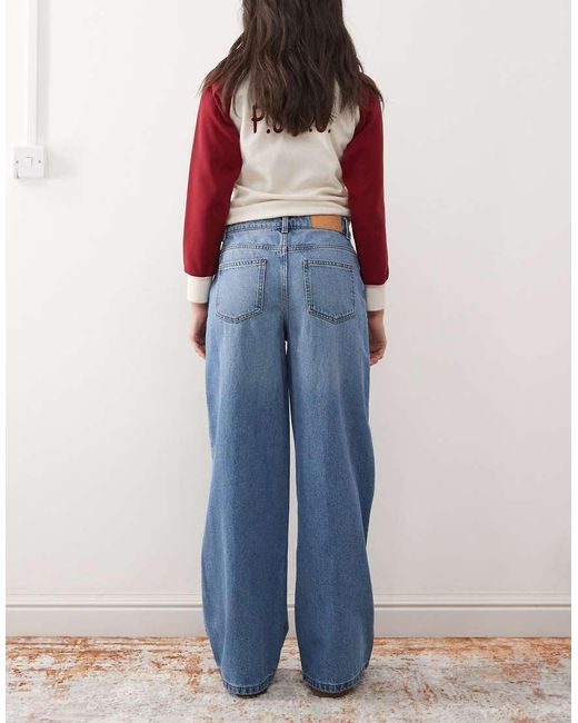 Noisy May Blue Brandy Mid Rise Loose Fit Jeans
