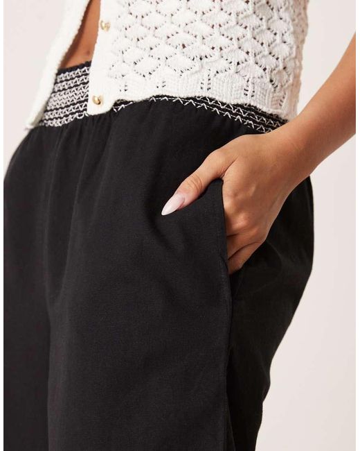 ASOS Broek Van Linnenmix Met Gesmokte Taille En Wijde Pijpen in het Black