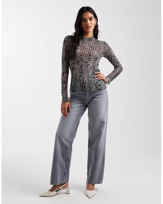 Pieces Gray – hochgeschlossenes oberteil aus netzstoff mit farblich abgestimmtem animalprint