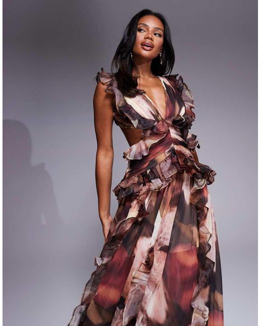 Vestido Largo Marrón Escotado Con Estampado Floral, Espalda Abierta Y Detalles Fruncidos De Chifón De ASOS de color Brown