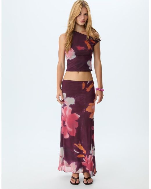Stradivarius Midirok Van Tule Met Print in het Red