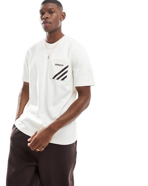 adidas Originals Pocket Detail T-Shirt in White for Men | Lyst UK