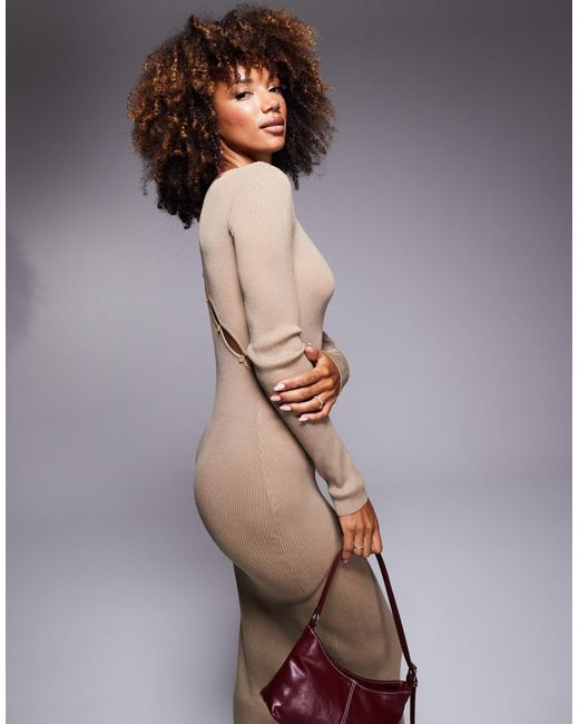 Exclusivité - - robe longue asymétrique en maille avec dos boutonné et manches longues - moka Kaiia en coloris Gray