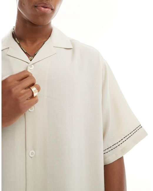 Chemise oversize à col cranté et surpiqûres contrastantes - écru ASOS pour homme en coloris White