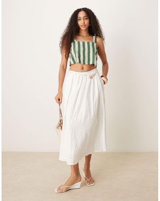 Nobody's Child Green Pippa Linen Crop Top
