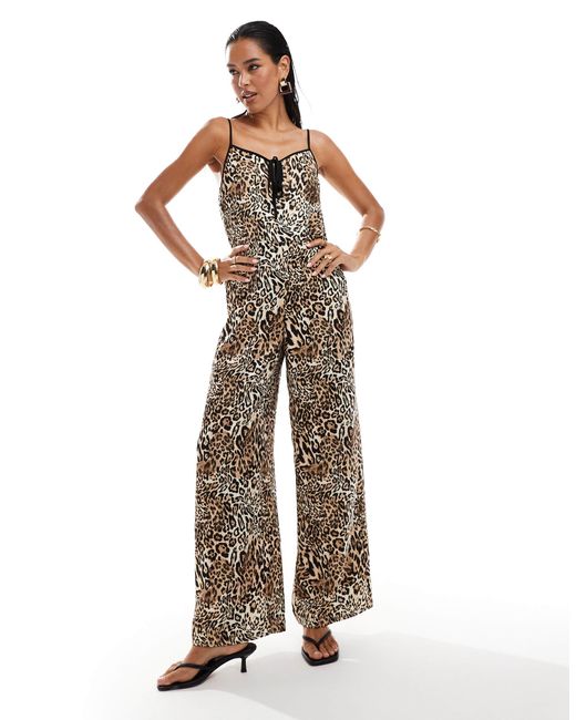 Combinaison ample nouée devant en satin Miss Selfridge en coloris Multicolor