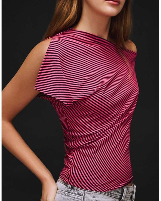 Bershka Red Asymmetric Print Short Sleeve T-shirt