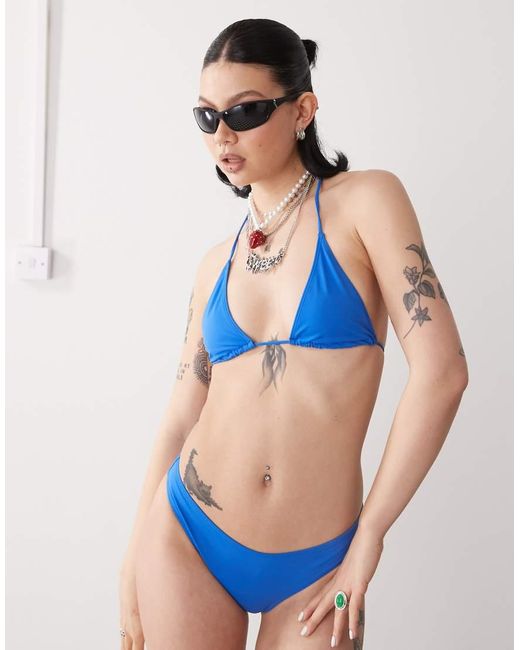 Weekday Bikinitopje in het Blue