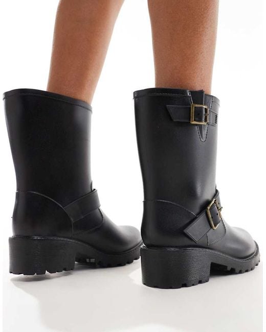 Glamorous White Biker Wellies