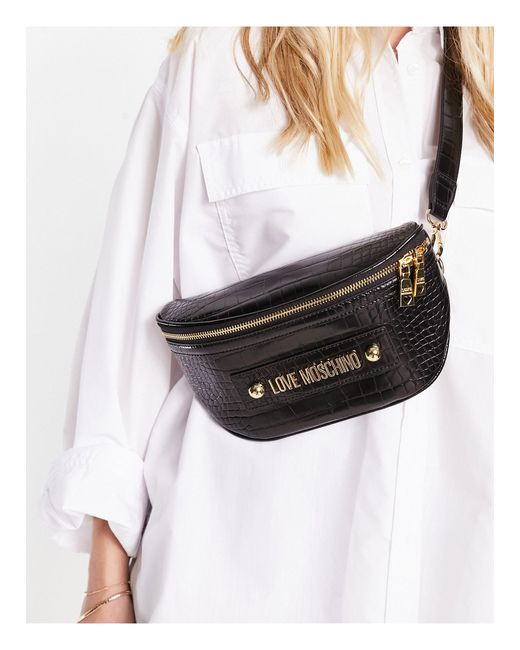 Sac banane effet croco à bandoulière Love Moschino en coloris White