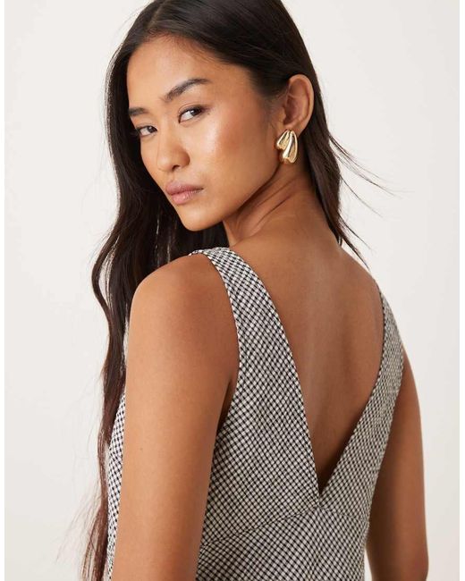Vestito Sottoveste Midi Monocromatico A Quadretti di ASOS in Natural