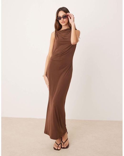 Mango Natural – tailliertes maxikleid