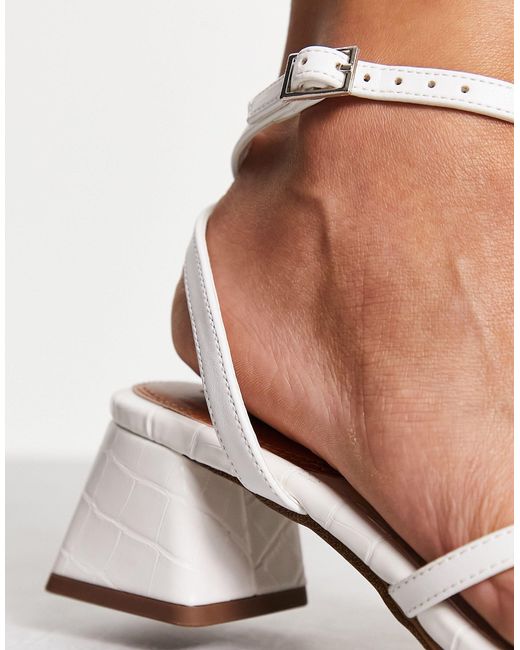 Sandalias blancas con tacón medio de ASOS de color Blanco | Lyst