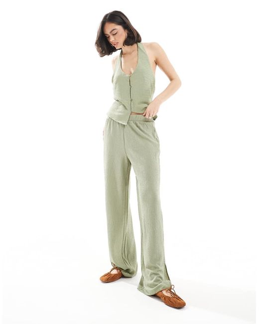 Pantalones Verde Con Bajos Abiertos De Punto Texturizado De (Parte De Un Conjunto) Vero Moda de color Green