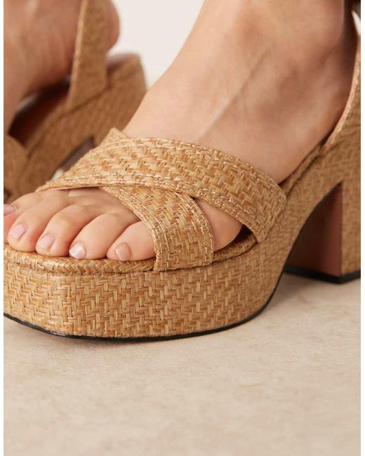 Asos Design di Asos Design Wide Fit in Brown