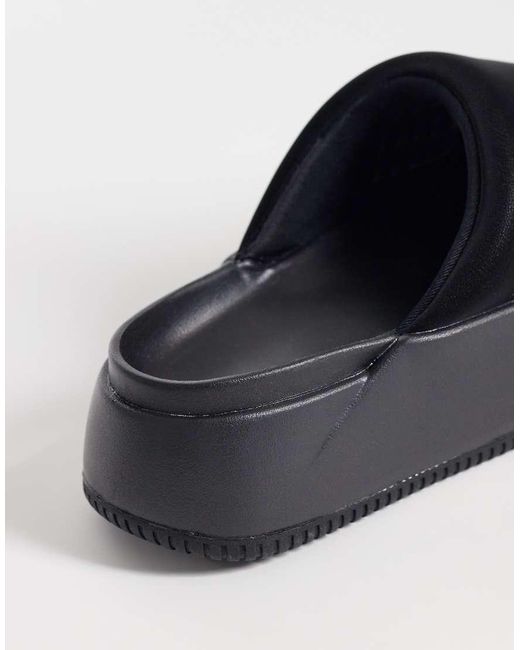 Calm Elevation di Nike in Black
