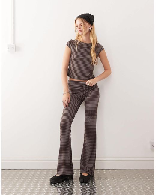 Collusion Natural Low Rise Ruched Fold-over Yoga Pants