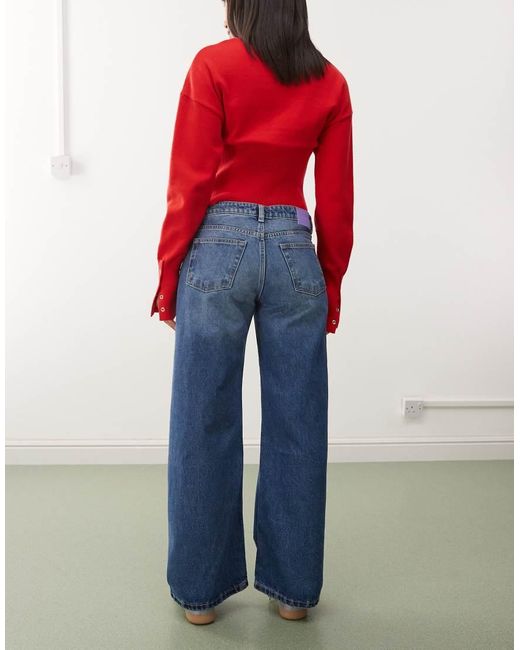 Monki Imoo in het Blue