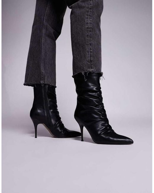 Erin di ASOS in Black