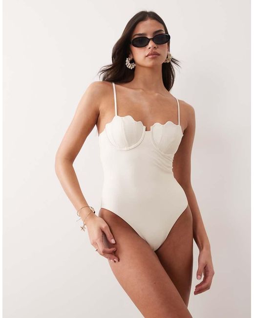 South Beach Natural Scallop Underwire Swimsuit
