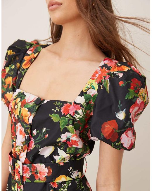 Hope & Ivy Natural Stretch Square Neck Belted Midi Dress