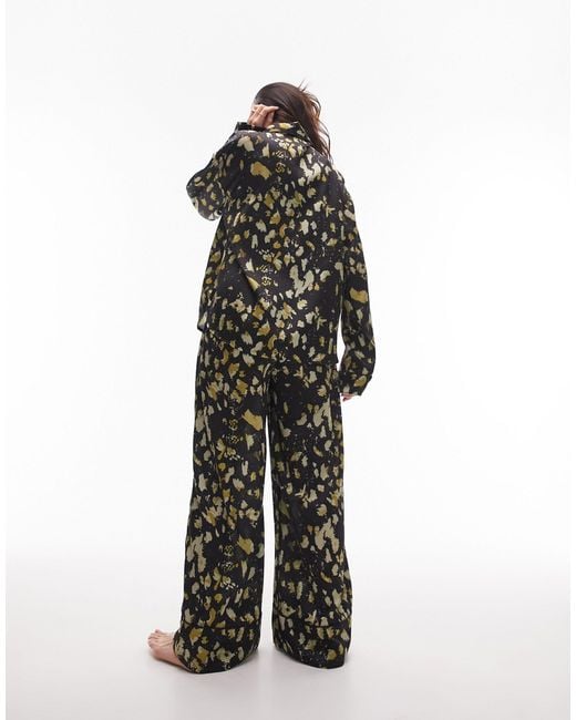 TOPSHOP Black – satin-pyjama mit hemd und hose