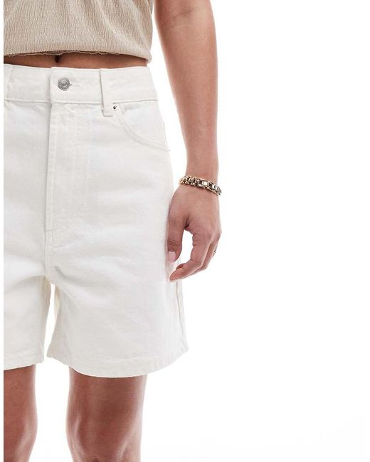 Dad Shorts di ASOS in White