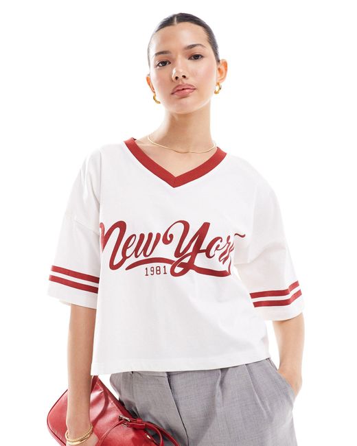 Miss Selfridge White Short Sleeve V Neck New York Tipped Cropped T-shirt