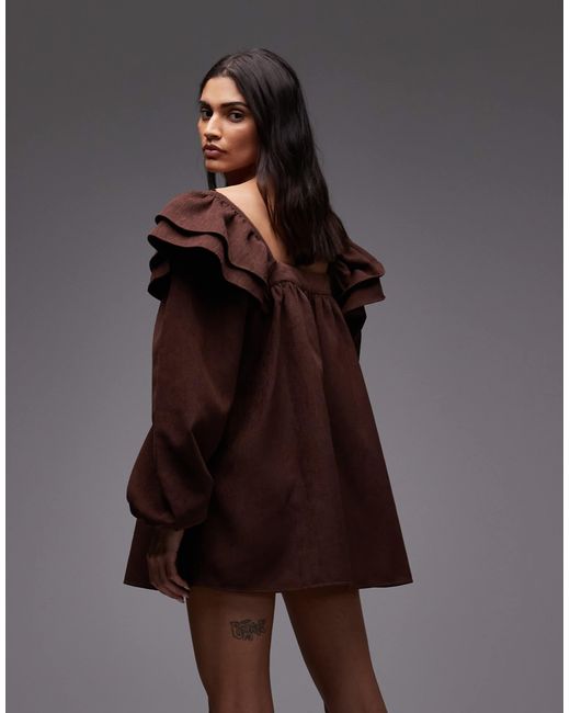 Robe babydoll courte en velours côtelé à volants et encolure carrée - chocolat ASOS en coloris Brown